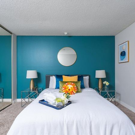 Universal Studios 8 Min Drive Two Bedroom Apartment With Free Parking Лос-Анджелес Экстерьер фото