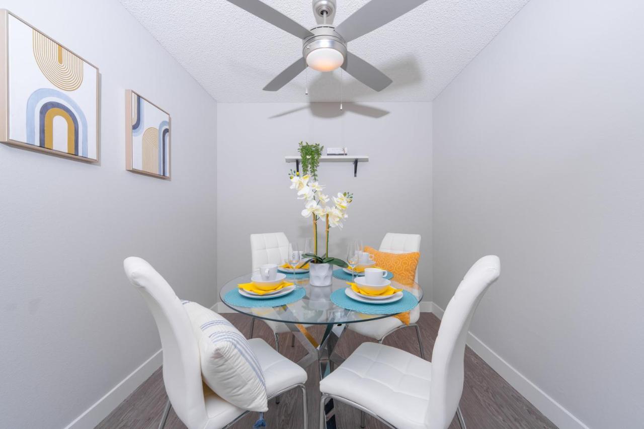 Universal Studios 8 Min Drive Two Bedroom Apartment With Free Parking Лос-Анджелес Экстерьер фото