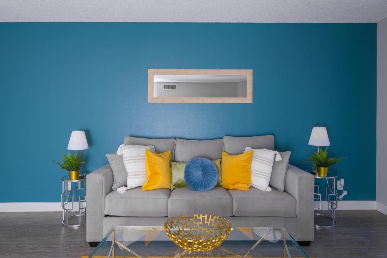 Universal Studios 8 Min Drive Two Bedroom Apartment With Free Parking Лос-Анджелес Экстерьер фото