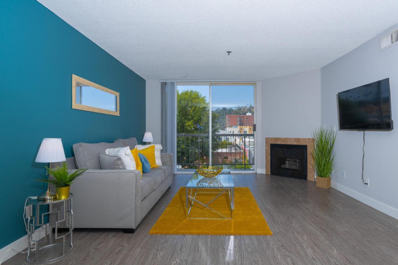 Universal Studios 8 Min Drive Two Bedroom Apartment With Free Parking Лос-Анджелес Экстерьер фото